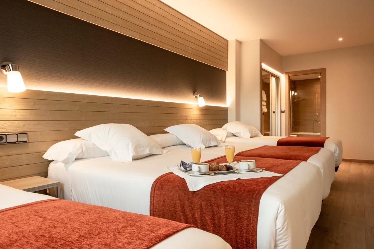 Hotel Avenida A Coruna Luaran gambar