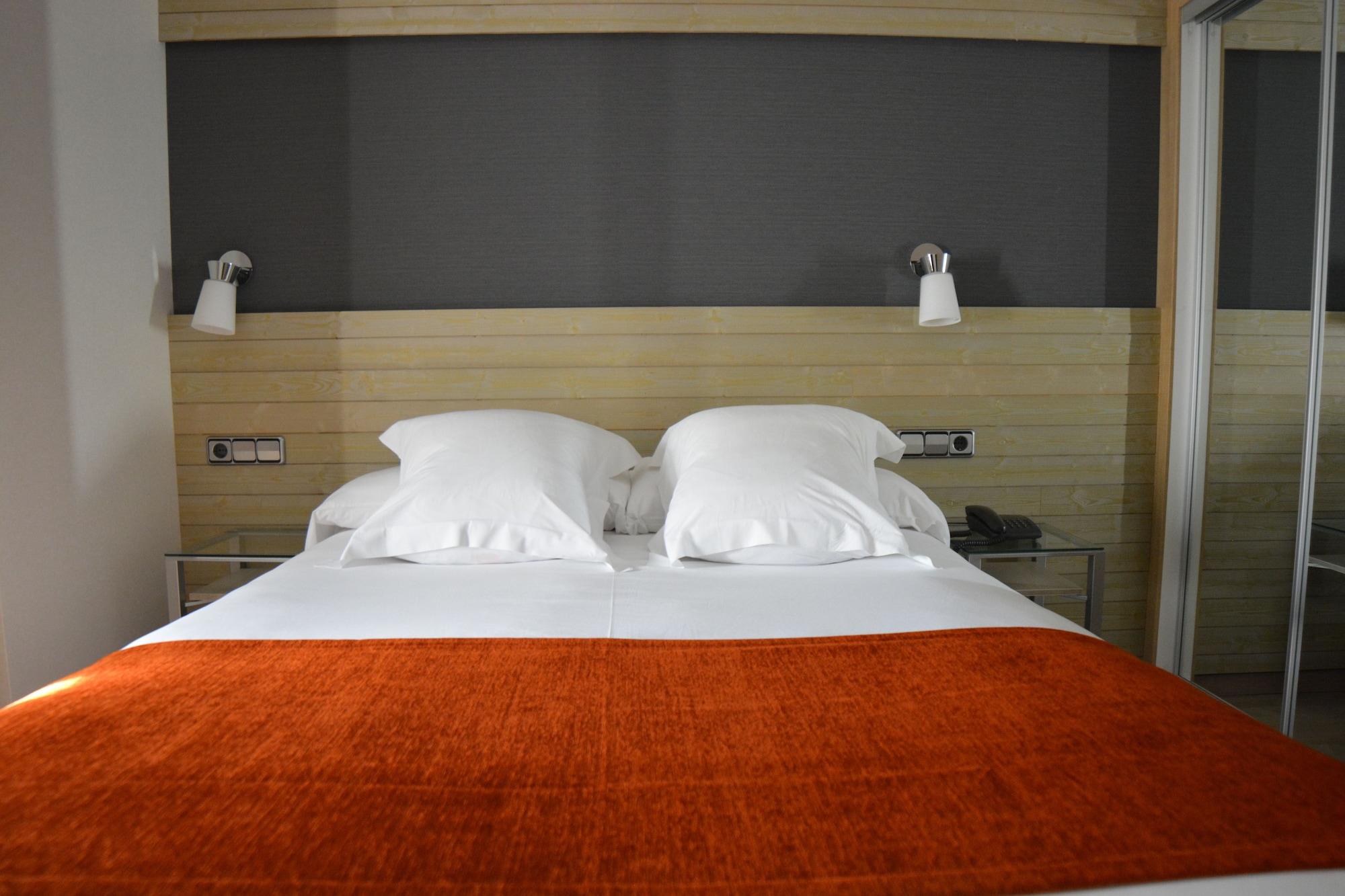 Hotel Avenida A Coruna Luaran gambar