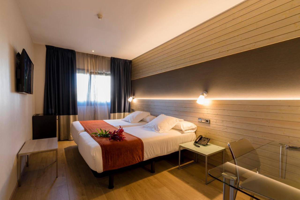 Hotel Avenida A Coruna Luaran gambar