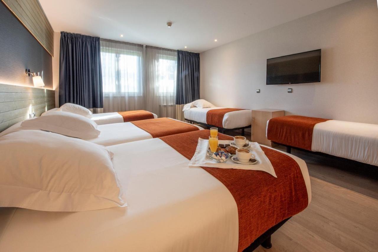 Hotel Avenida A Coruna Luaran gambar