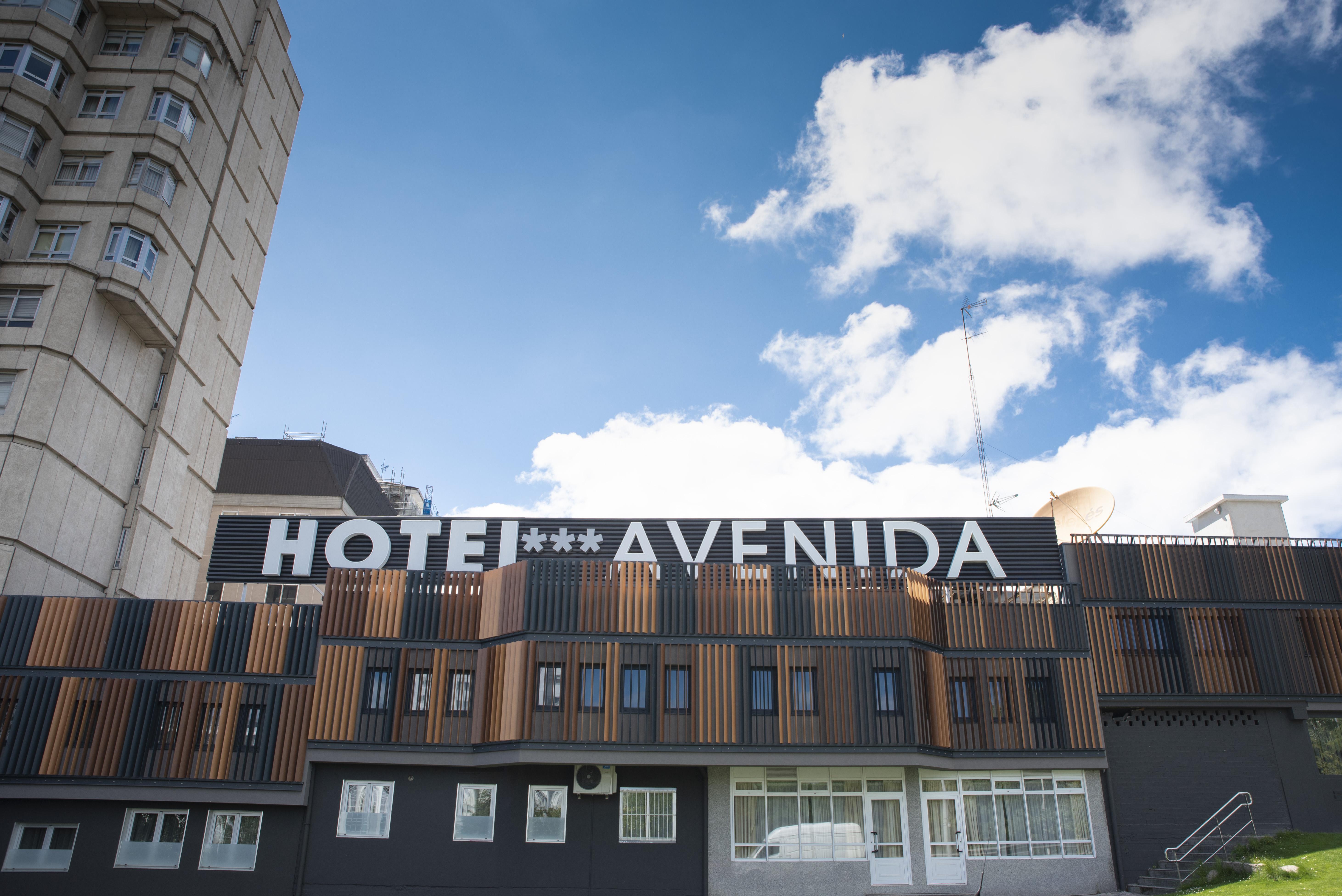 Hotel Avenida A Coruna Luaran gambar