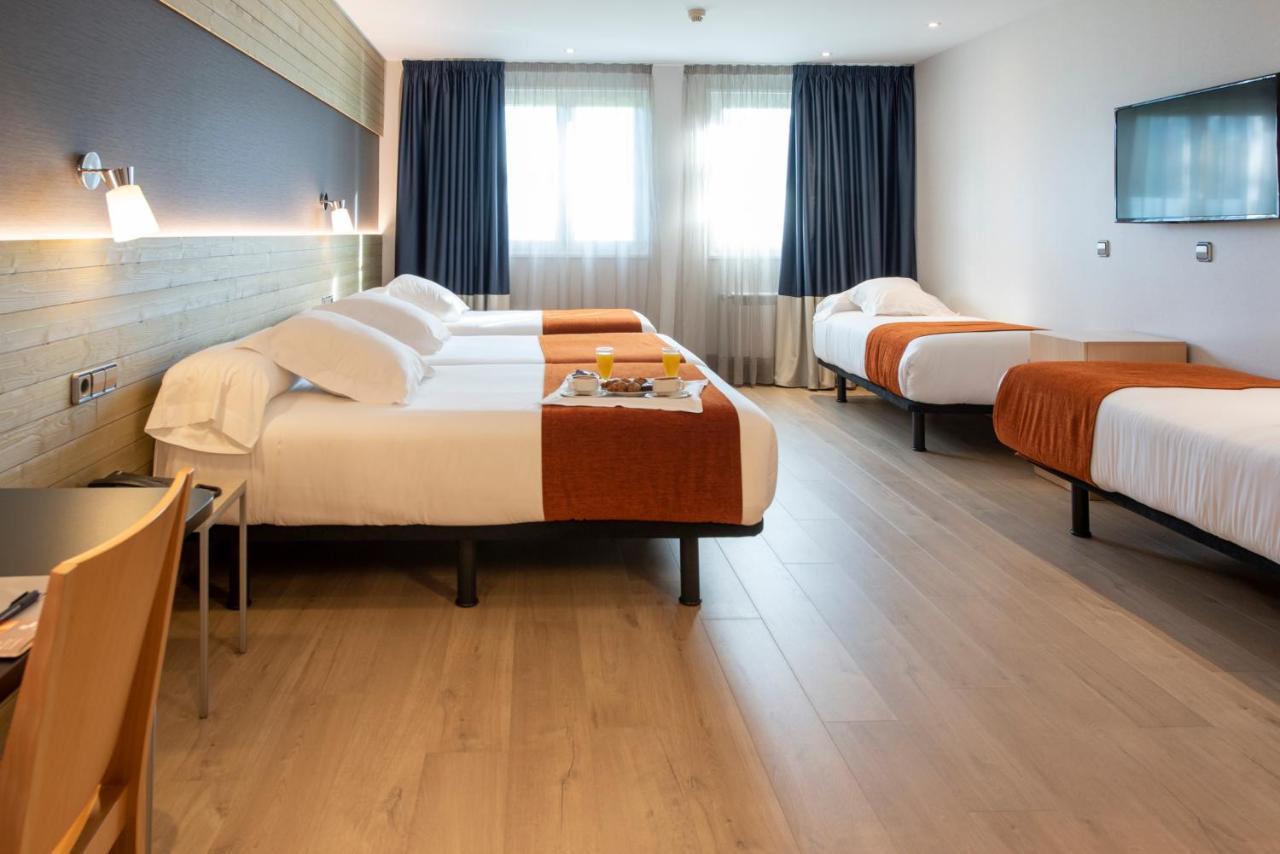 Hotel Avenida A Coruna Luaran gambar